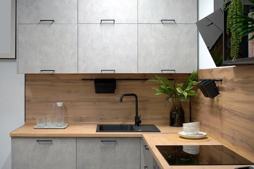 Kitchen Set UPVC Board: Kelebihan dan Tips Memilih